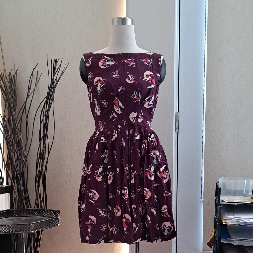 Fun Ski Print Midi Dress - Burgundy